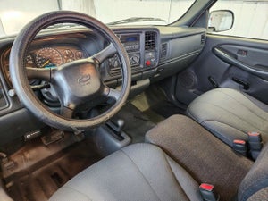 2000 Chevrolet Silverado 1500 Reg Cab 133.0&quot; WB 4WD