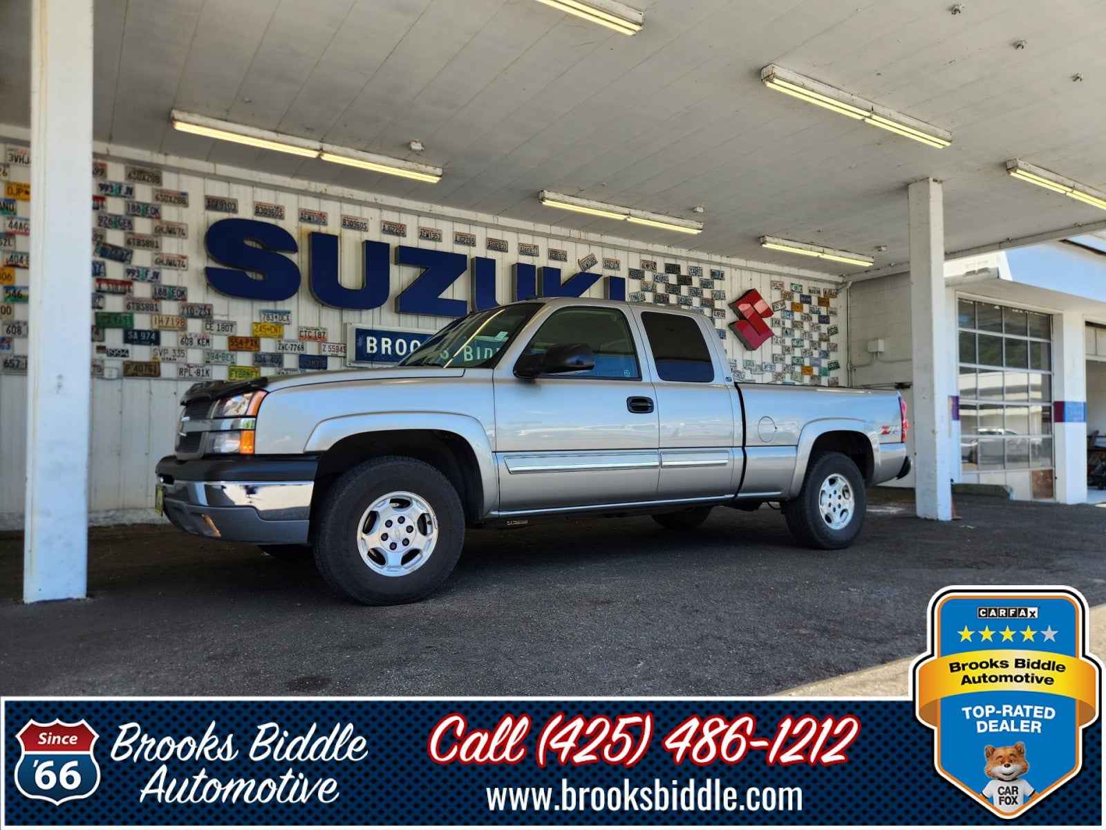 2003 Chevrolet Silverado 1500 LT in Light Pewter Metallic — front three-quarter view