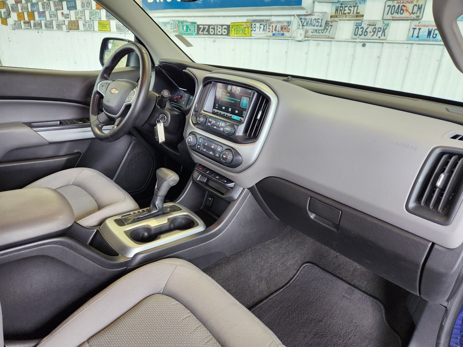 2015 Chevrolet Colorado — side profile view