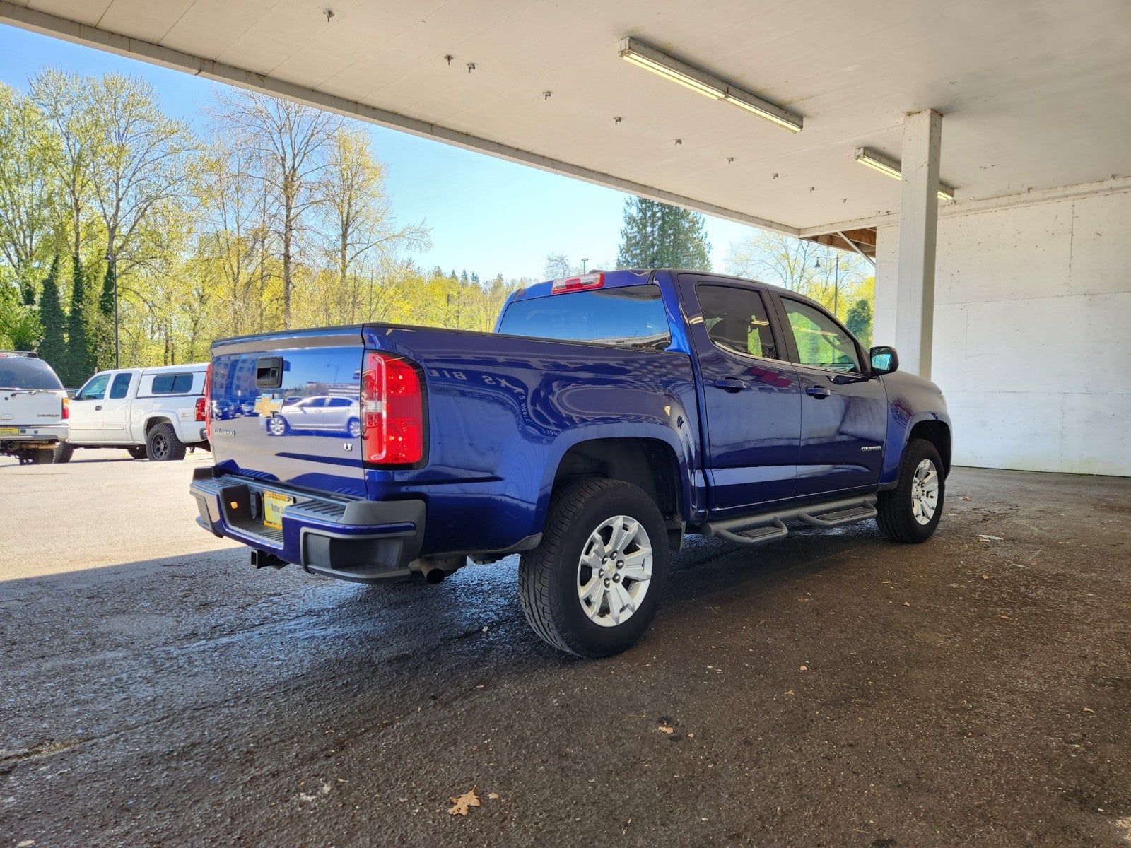 2015 Chevrolet Colorado — rear three-quarter view