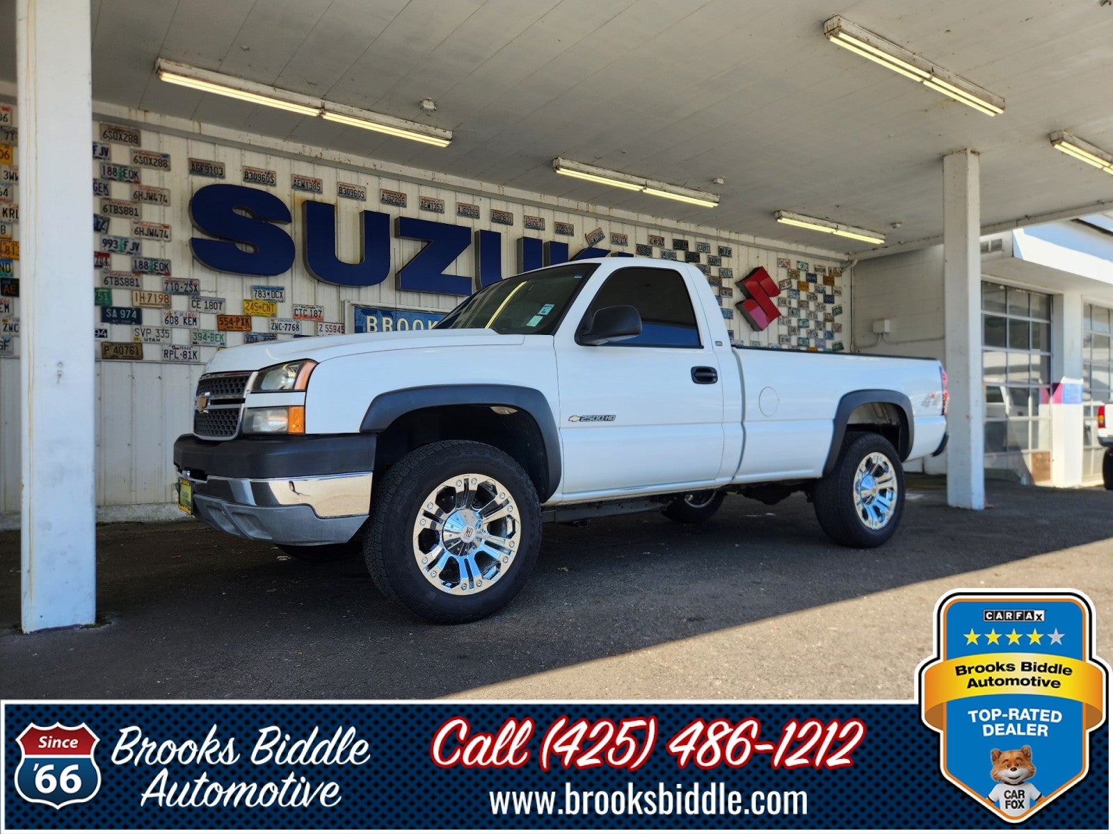 2005 Chevrolet Silverado 2500HD Work Truck in Summit White — front three-quarter view