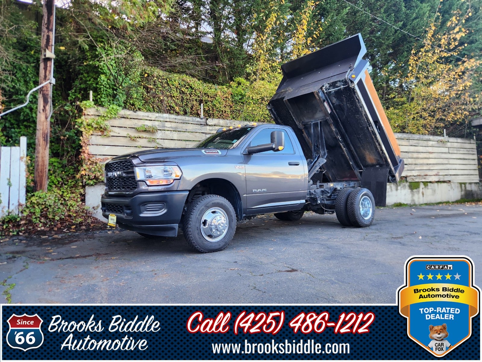 2022 RAM 3500 Tradesman Dump Bed in Granite Crystal Metallic Clearcoat — front three-quarter view
