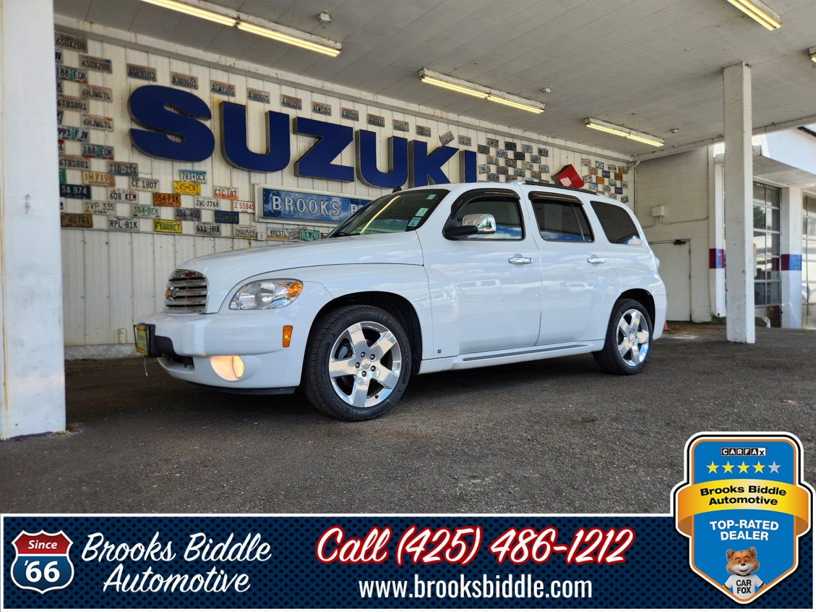 2008 Chevrolet HHR LT in Summit White — front three-quarter view