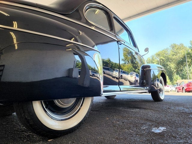 1946 Ford Business Super Deluxe Sedan Coupe